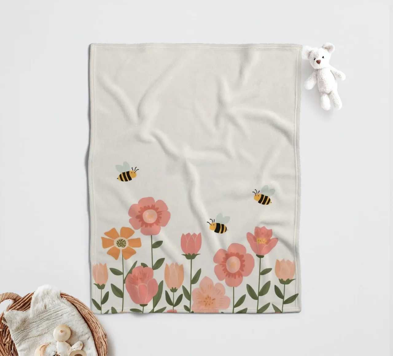 Fiori stilizzati e api carine coperta in pile da DesignDoodle