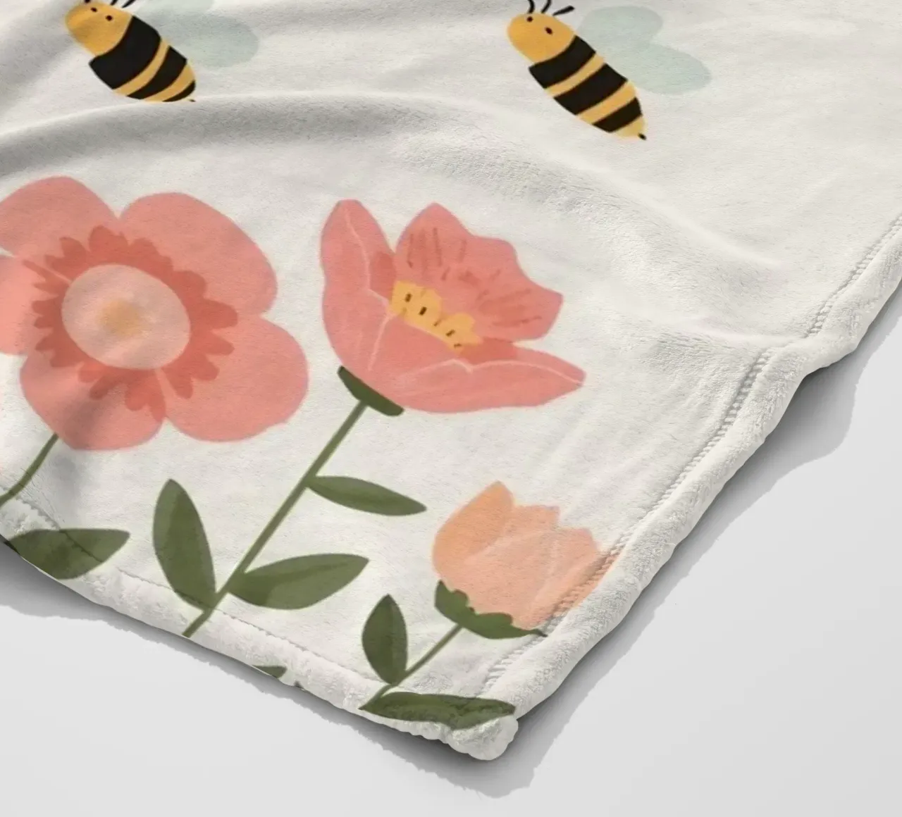 Fiori stilizzati e api carine coperta in pile da DesignDoodle