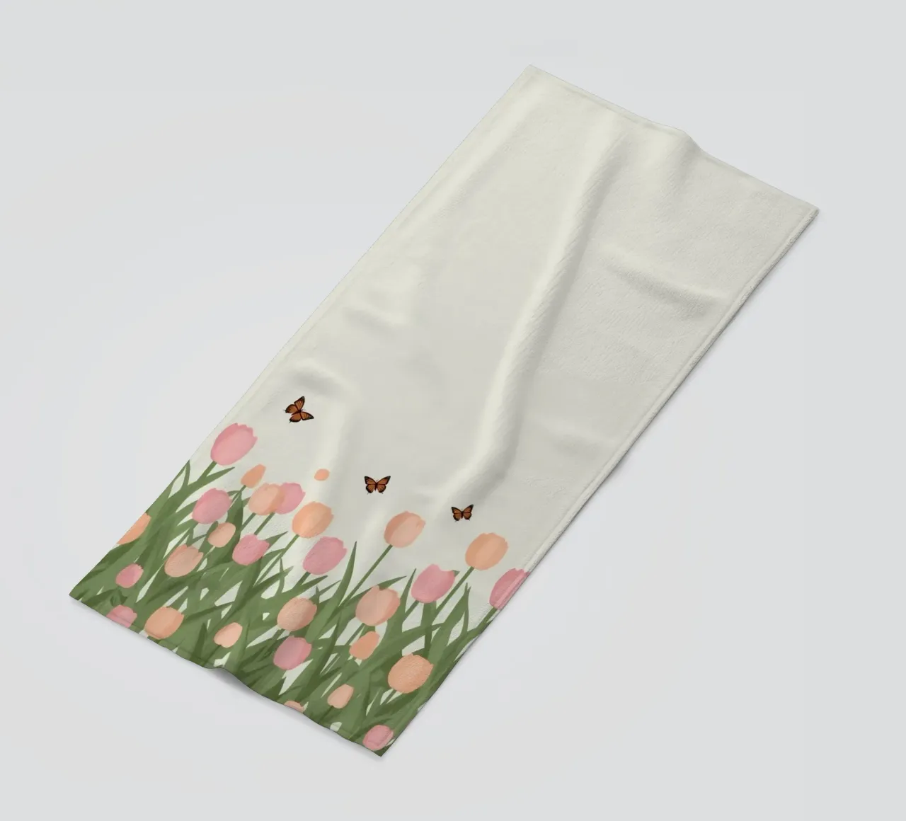Tulipani e farfalle in pace telo mare da DesignDoodle