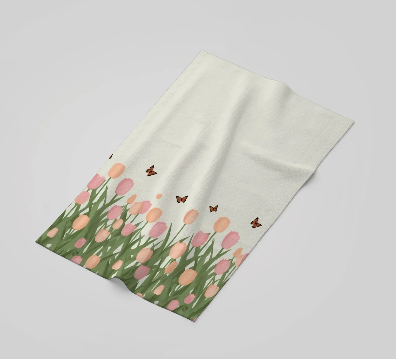 Tulipani e farfalle in pace telo mare da DesignDoodle
