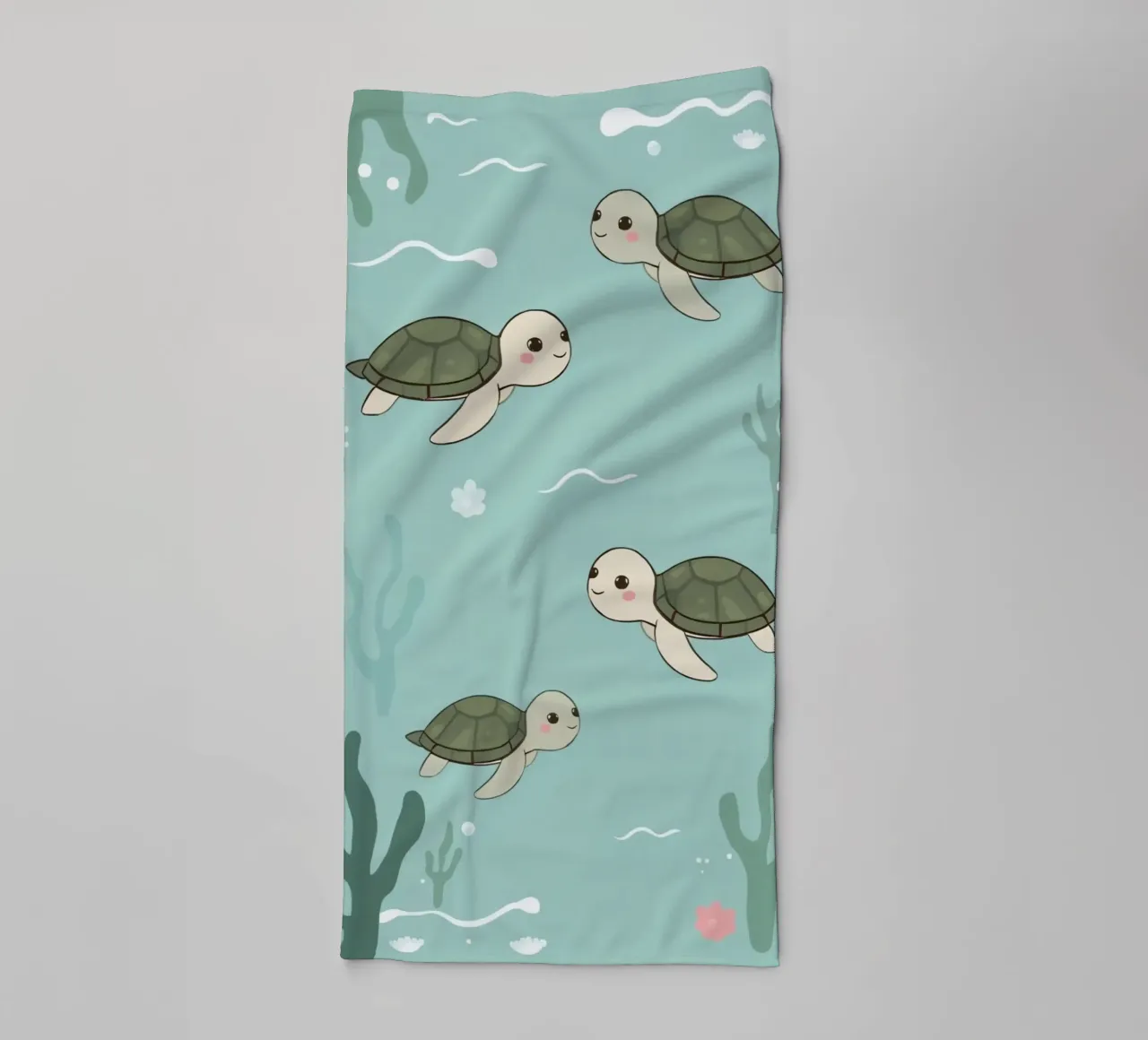 Tartarughe carine in ambiente subacqueo asciugamano da bagno da DesignDoodle