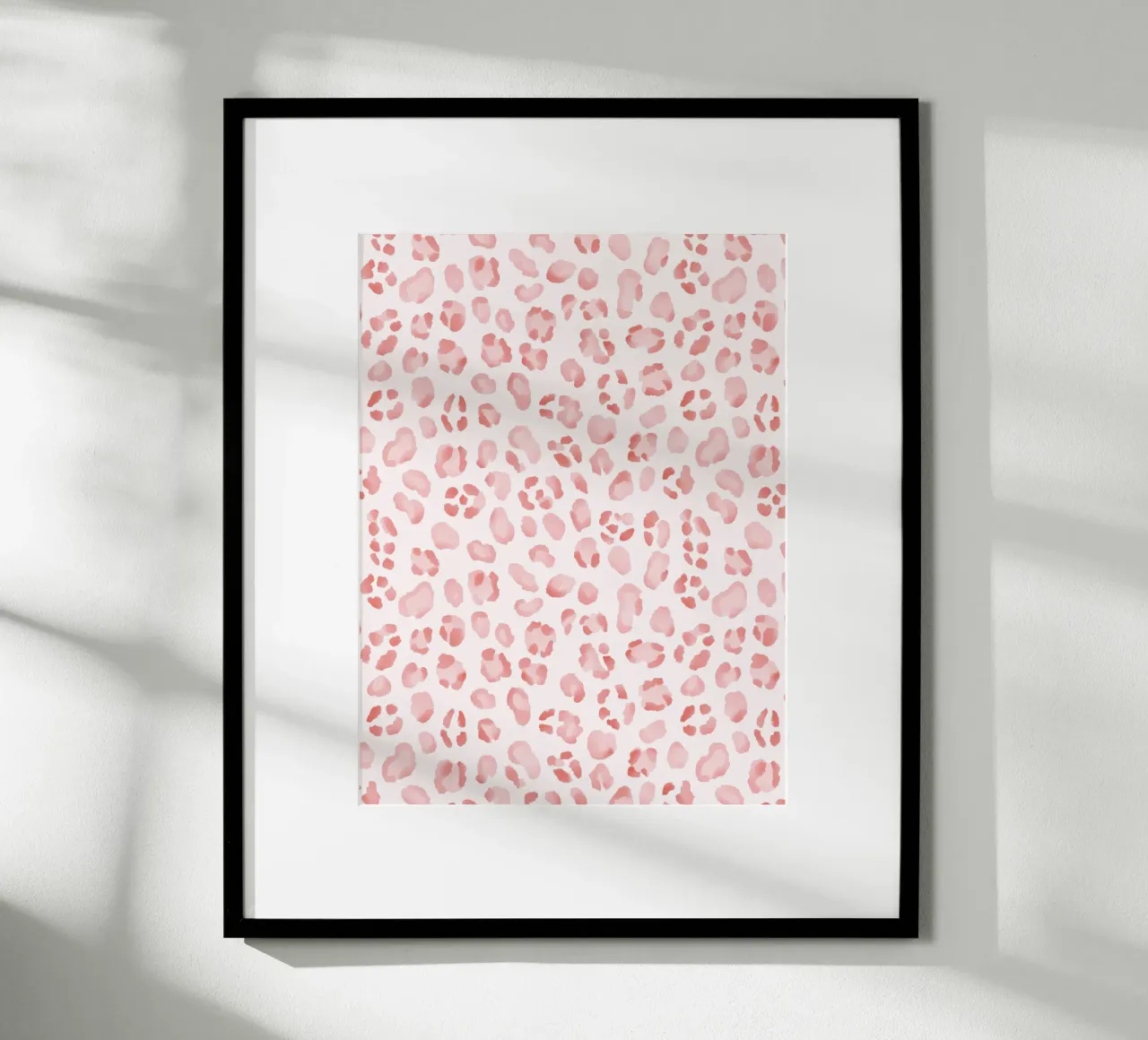 Arte bohémien con stampa animale rosa leopardo e ghepardo Y2K poster con telaio in alluminio da Gentle Echoes Art