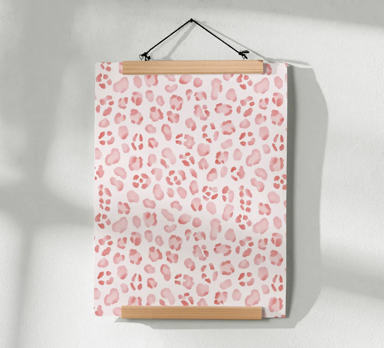 Arte bohémien con stampa animale rosa leopardo e ghepardo Y2K poster con telaio in alluminio da Gentle Echoes Art