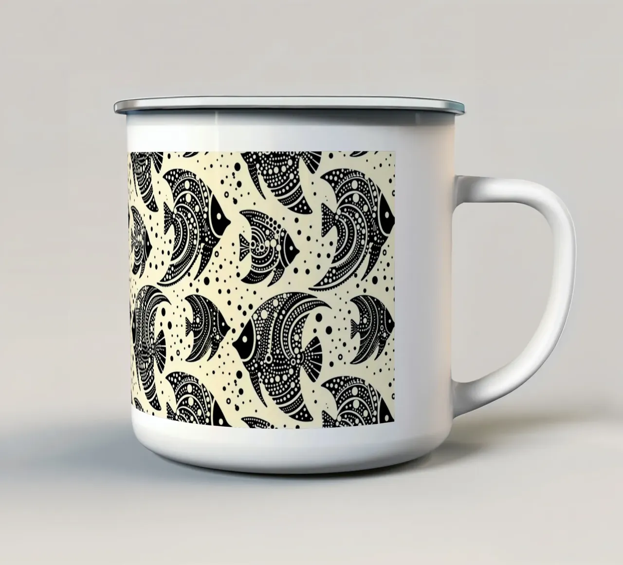 Pesce tropicale nero e crema tazza in smalto da SilverPegasus