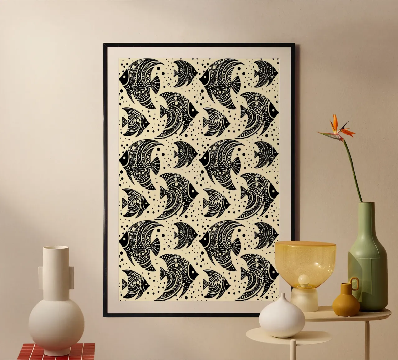 Pesce tropicale nero e crema poster con telaio in alluminio da SilverPegasus