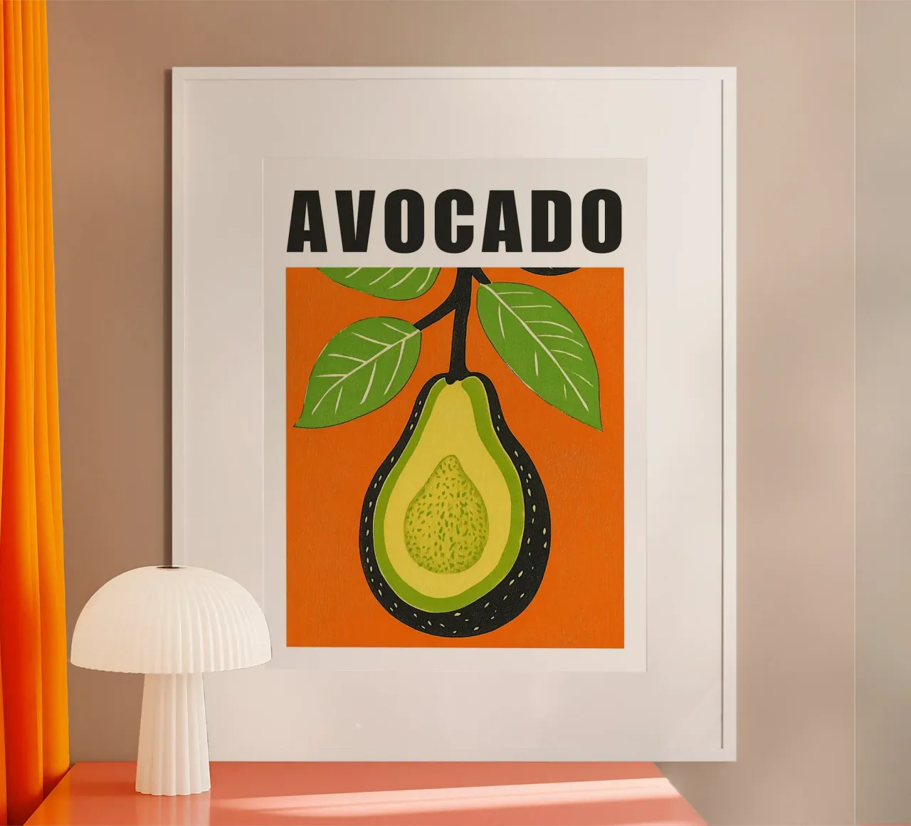 Stampa d'arte di frutta retrò sull'avocado poster con telaio in legno da Maria Maier