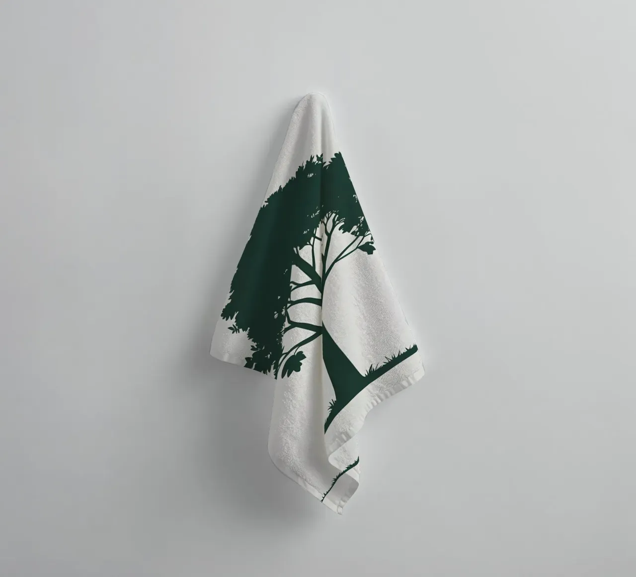 Silhouette di un singolo albero asciugamano da bagno da Botanical Gallery