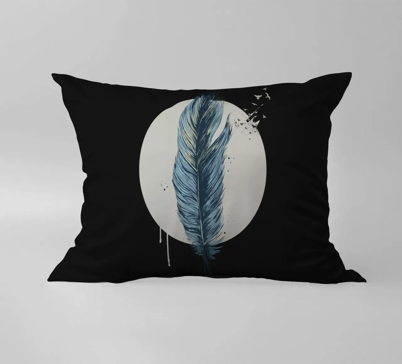 Feather in a circle II cuscino da Balazs Solti