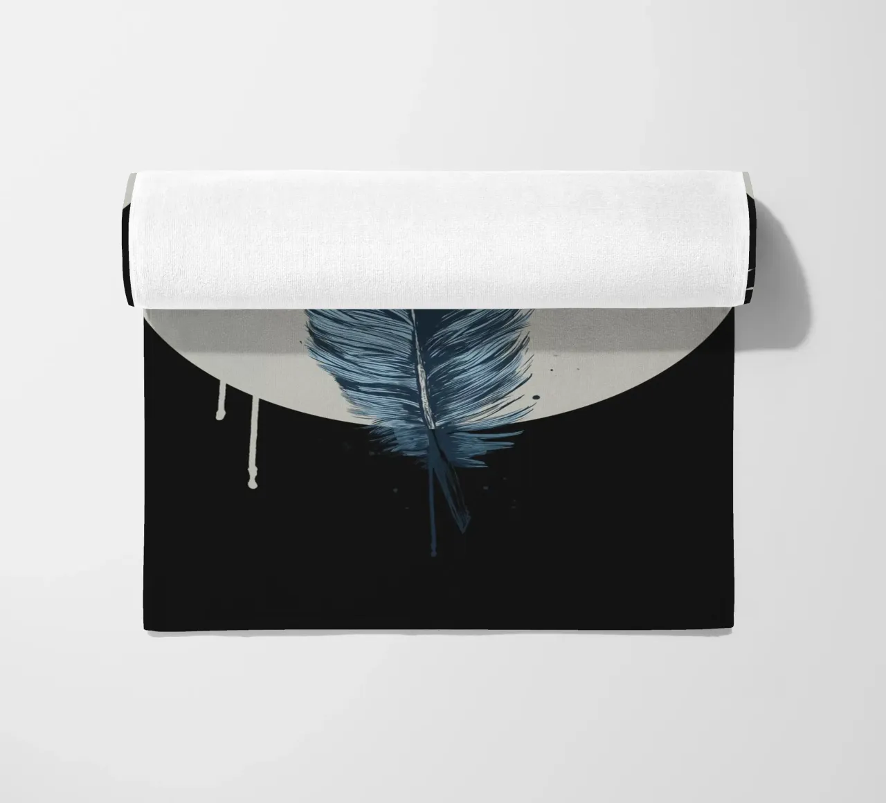 Feather in a circle II telo mare da Balazs Solti