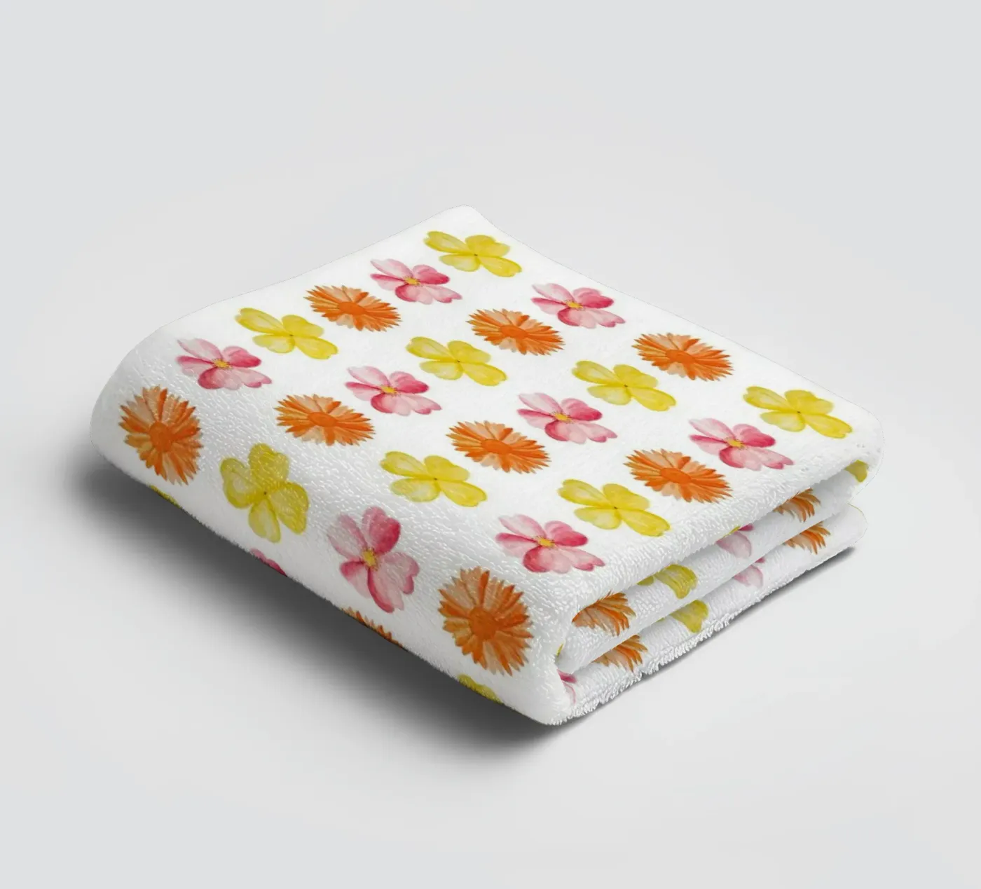 Flower Pattern #1 badhanddoek van kathrinmay