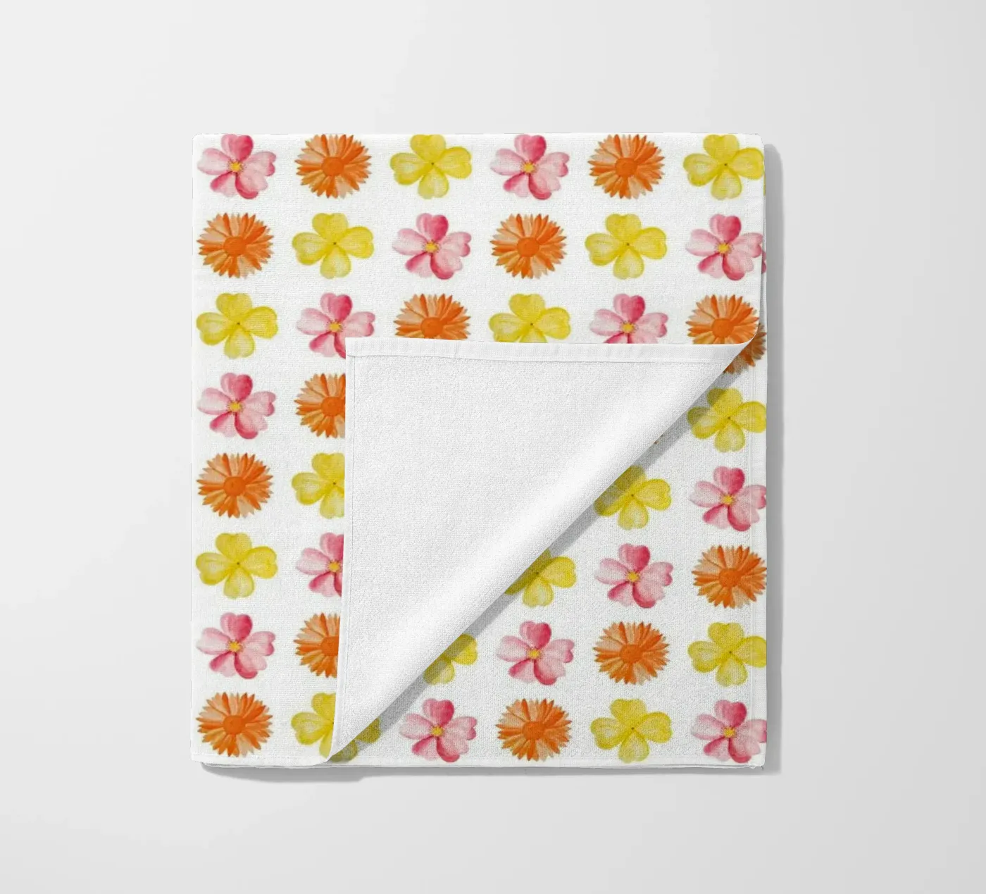 Flower Pattern #1 Strandtuch von kathrinmay