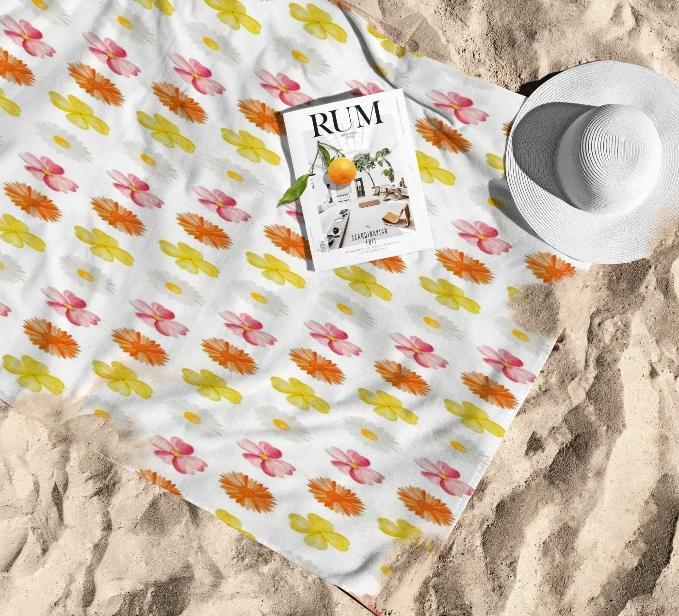 Flower Pattern #3 strandhanddoek van kathrinmay