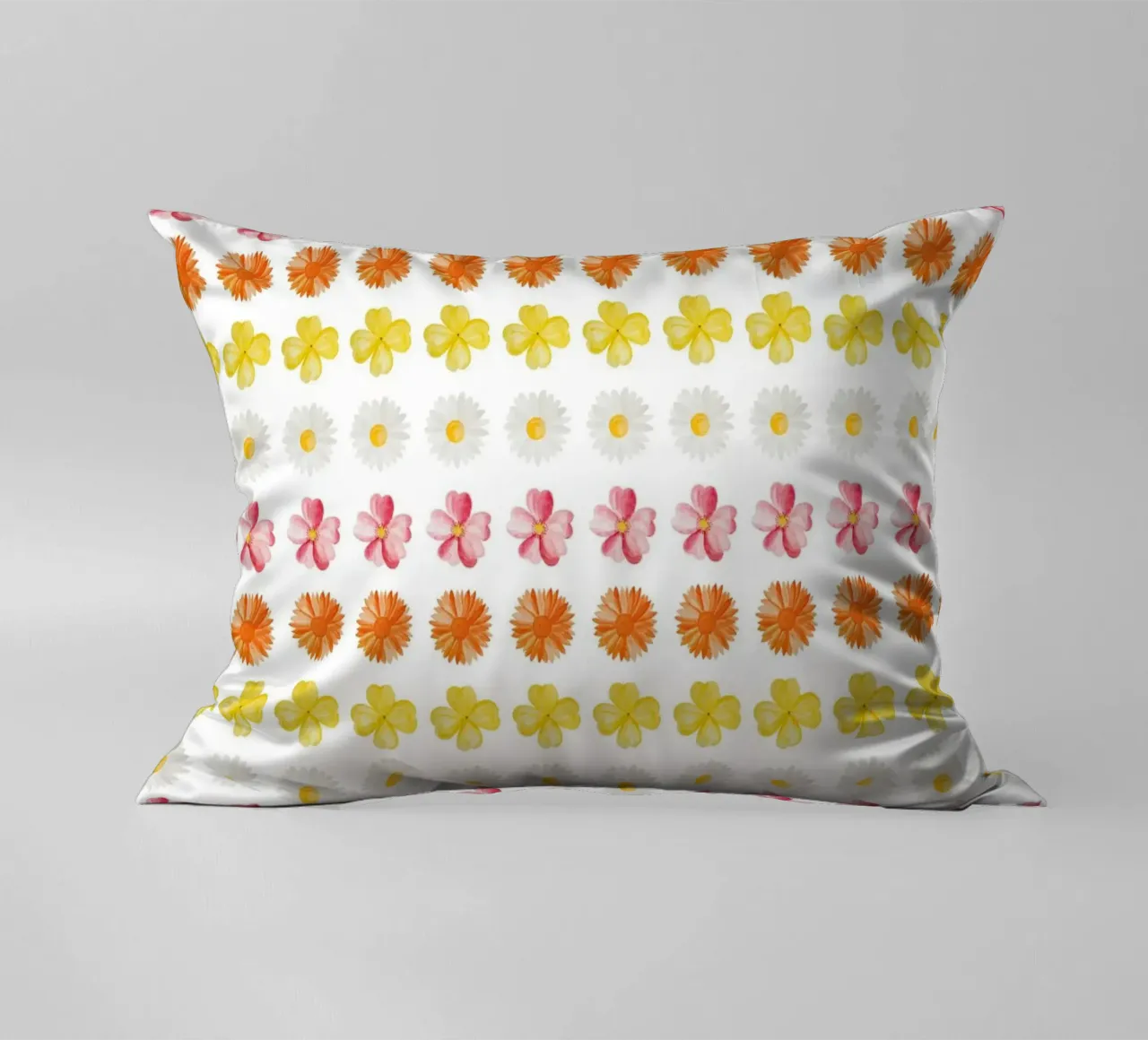 Flower Pattern #4 cuscino da kathrinmay