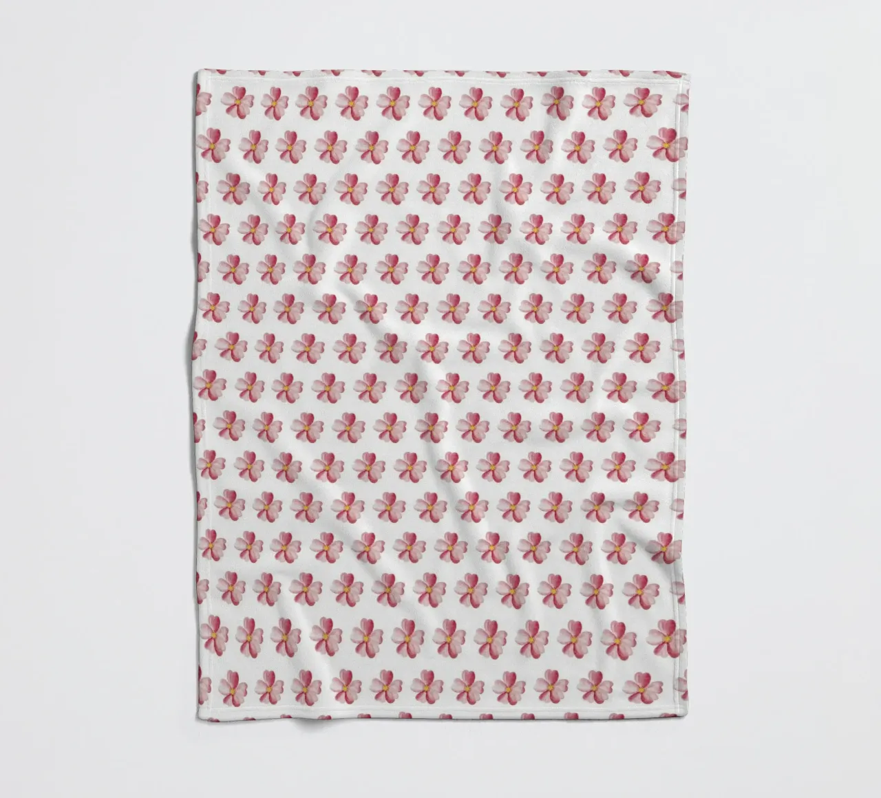 Pink Flower Pattern Fleecedecke von kathrinmay