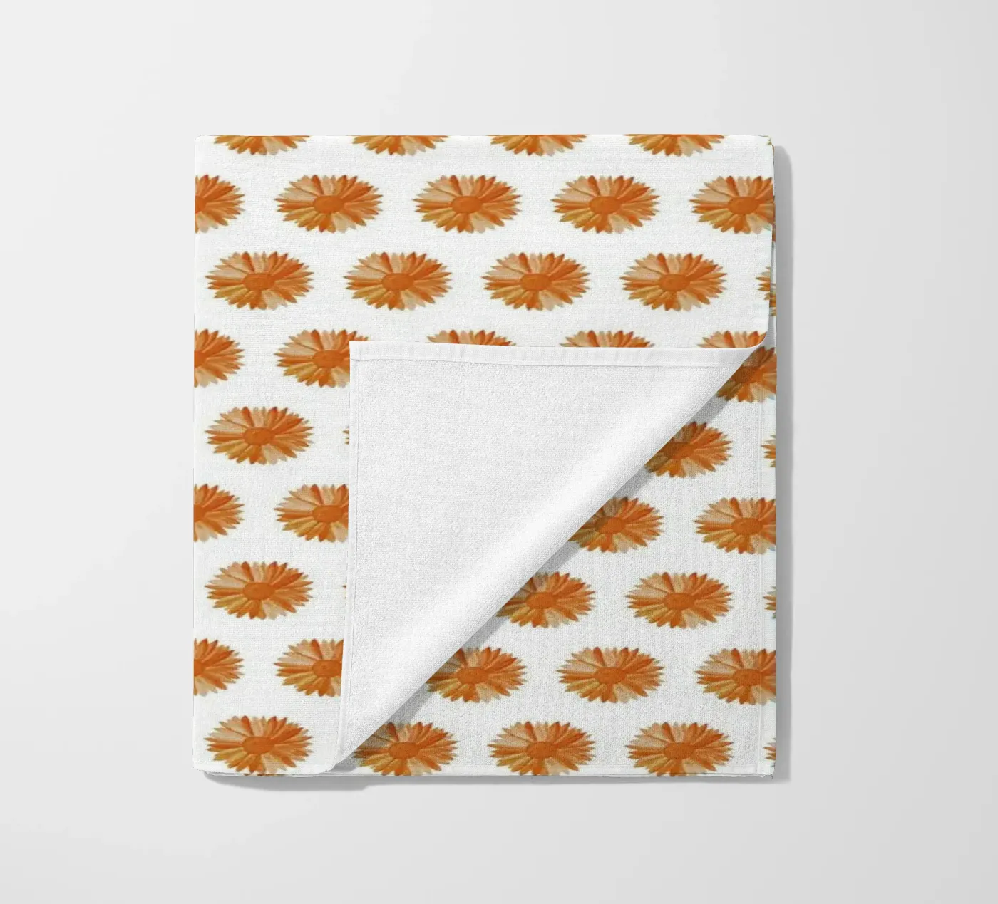 Orange Flower Pattern Strandtuch von kathrinmay