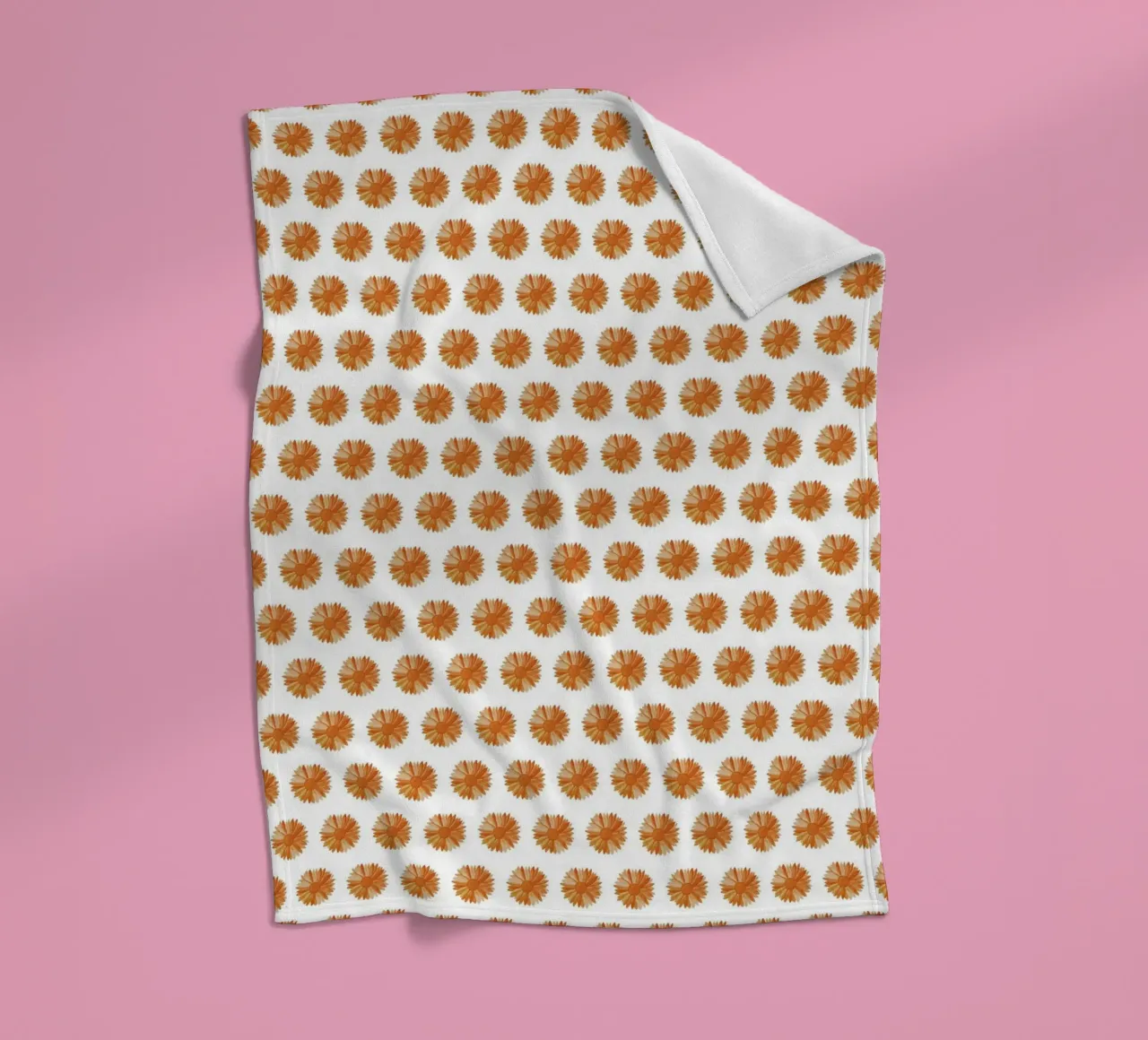 Orange Flower Pattern Fleecedecke von kathrinmay