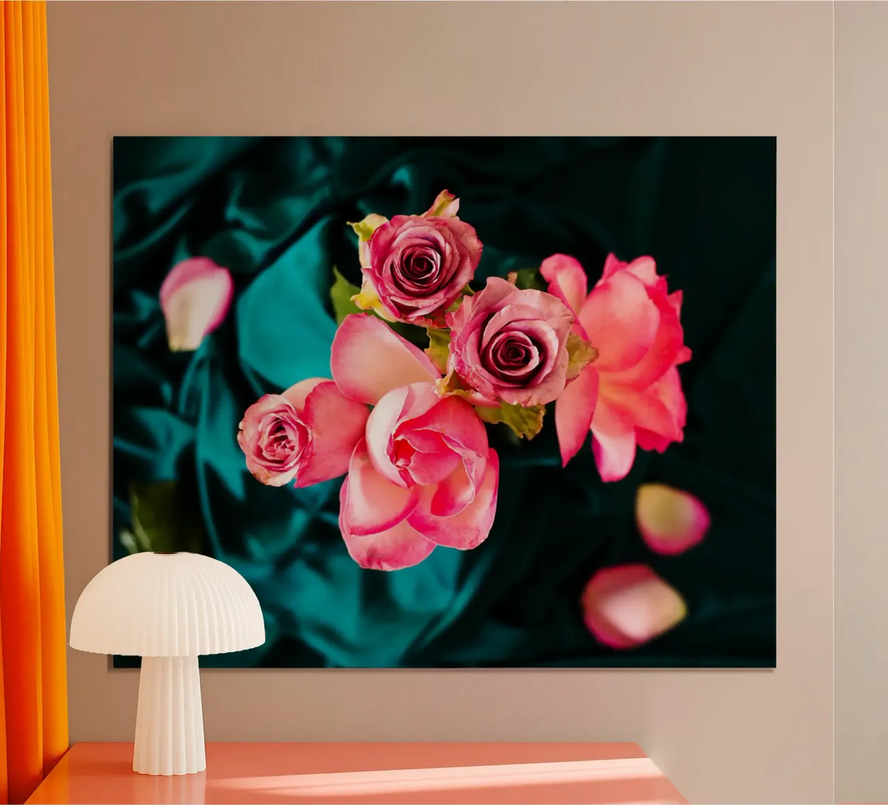 Rozen in fluwelen schaduwen - Kunstdruk poster met kunststof frame van jay