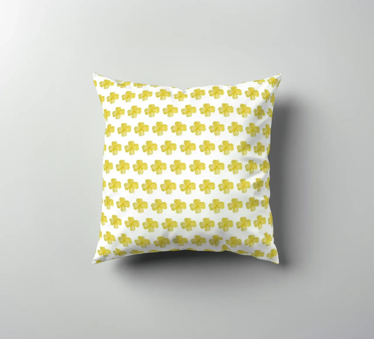 Yellow Flower Pattern cuscino da kathrinmay