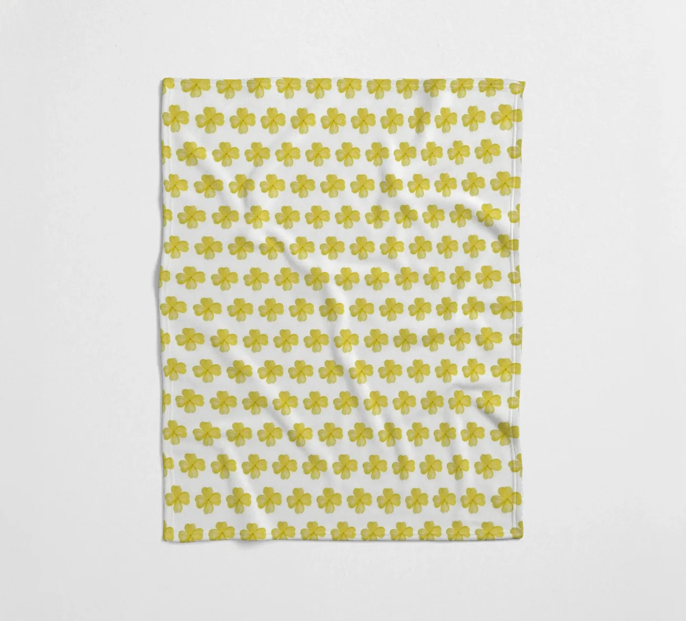 Yellow Flower Pattern Fleecedecke von kathrinmay