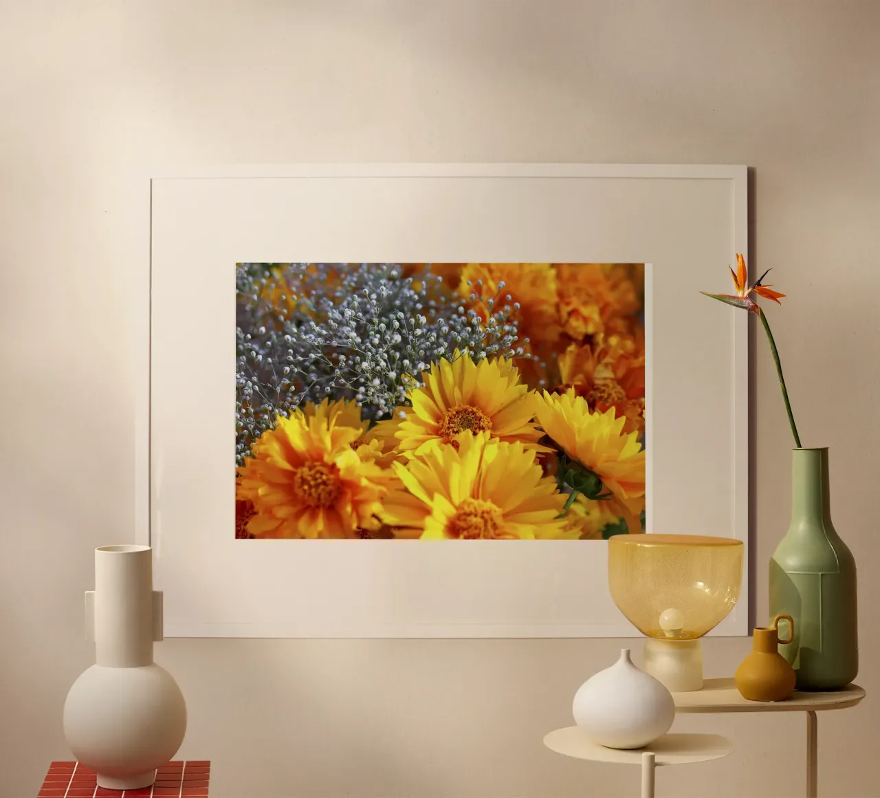 Goldene Chrysanthemen I - Kunstdruck Poster von jay