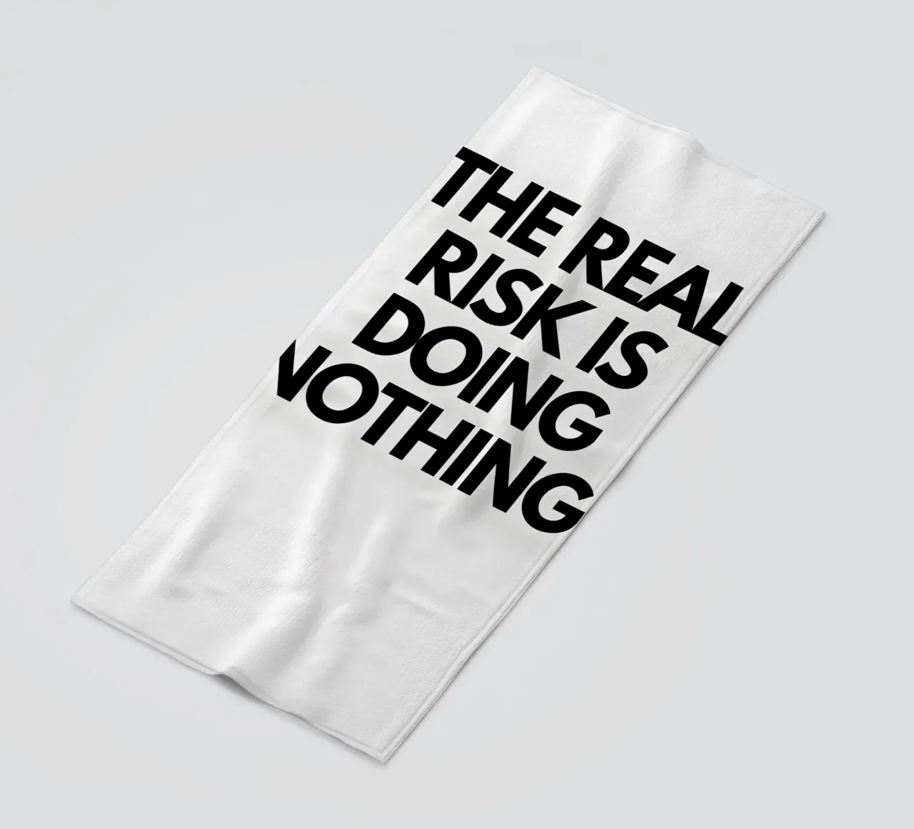 "The real risk doing nothing" telo mare da Type & Tape