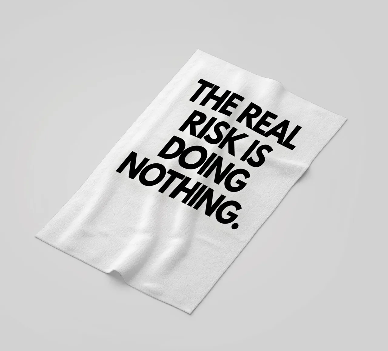 "The real risk doing nothing" telo mare da Type & Tape