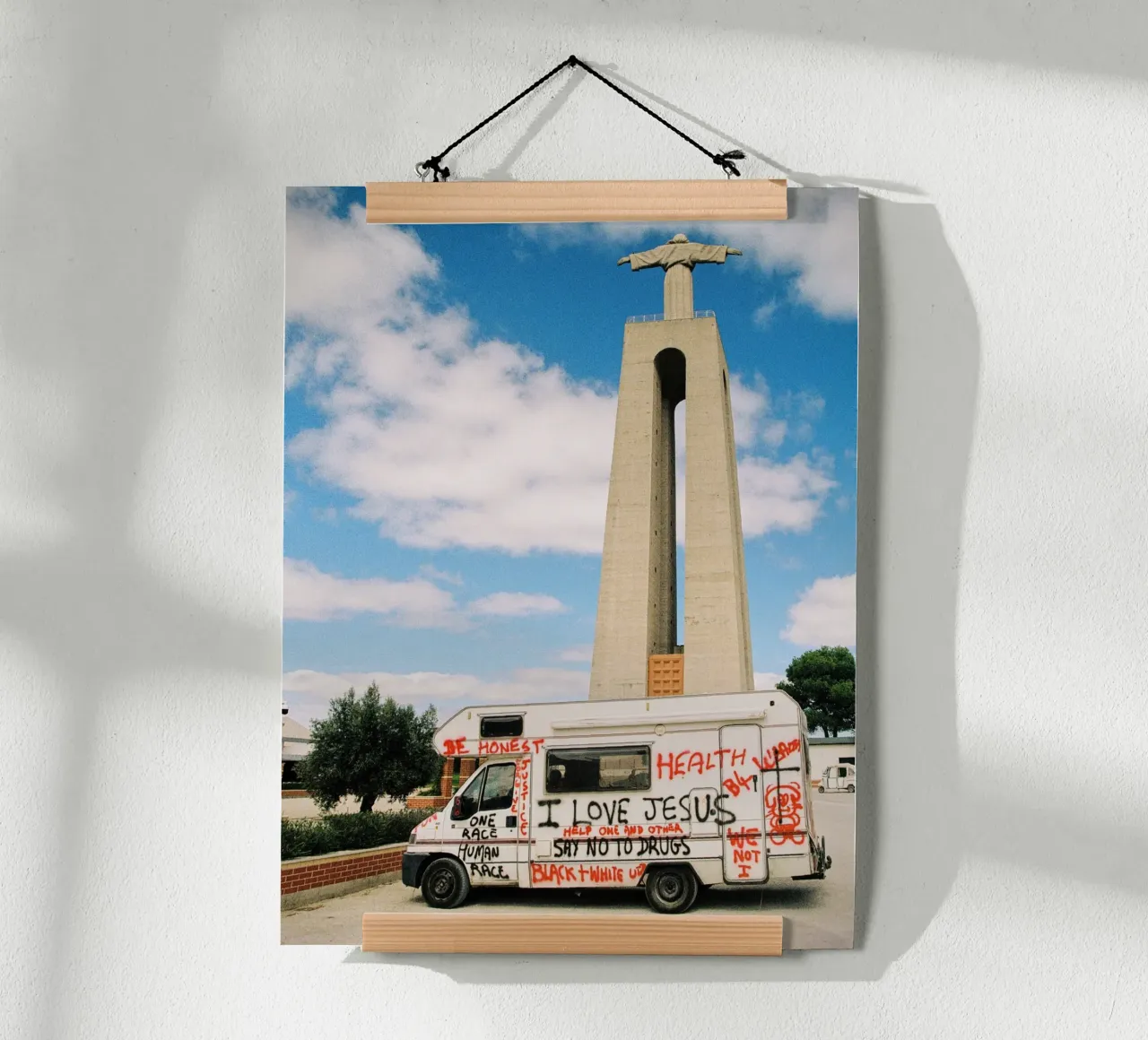 Macchina sacra poster da Mane