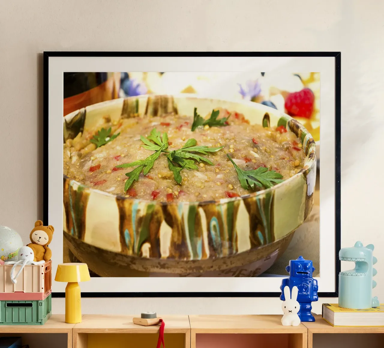 Insalata rustica di melanzane - Stampa fine art poster con telaio in plastica da jay