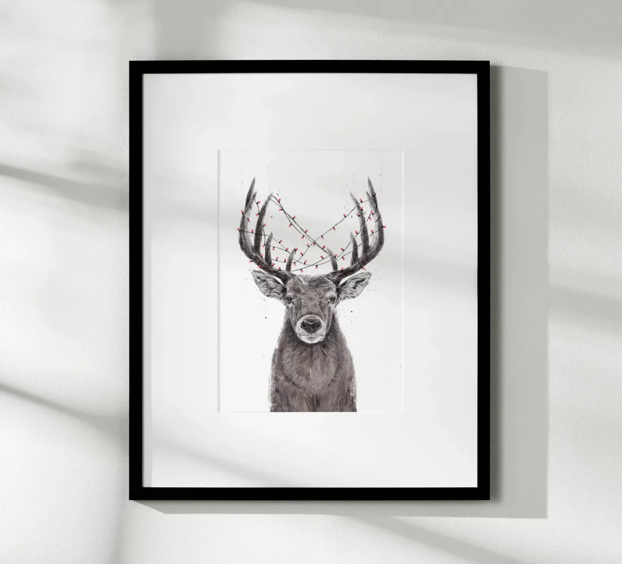 Xmas deer poster con telaio in alluminio da Balazs Solti