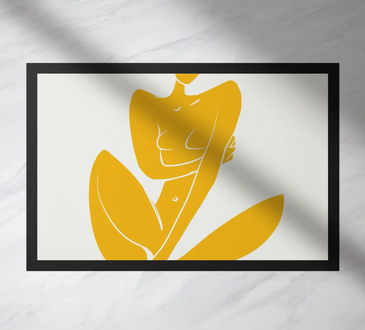 Nudo in giallo zerbino da Little Dean