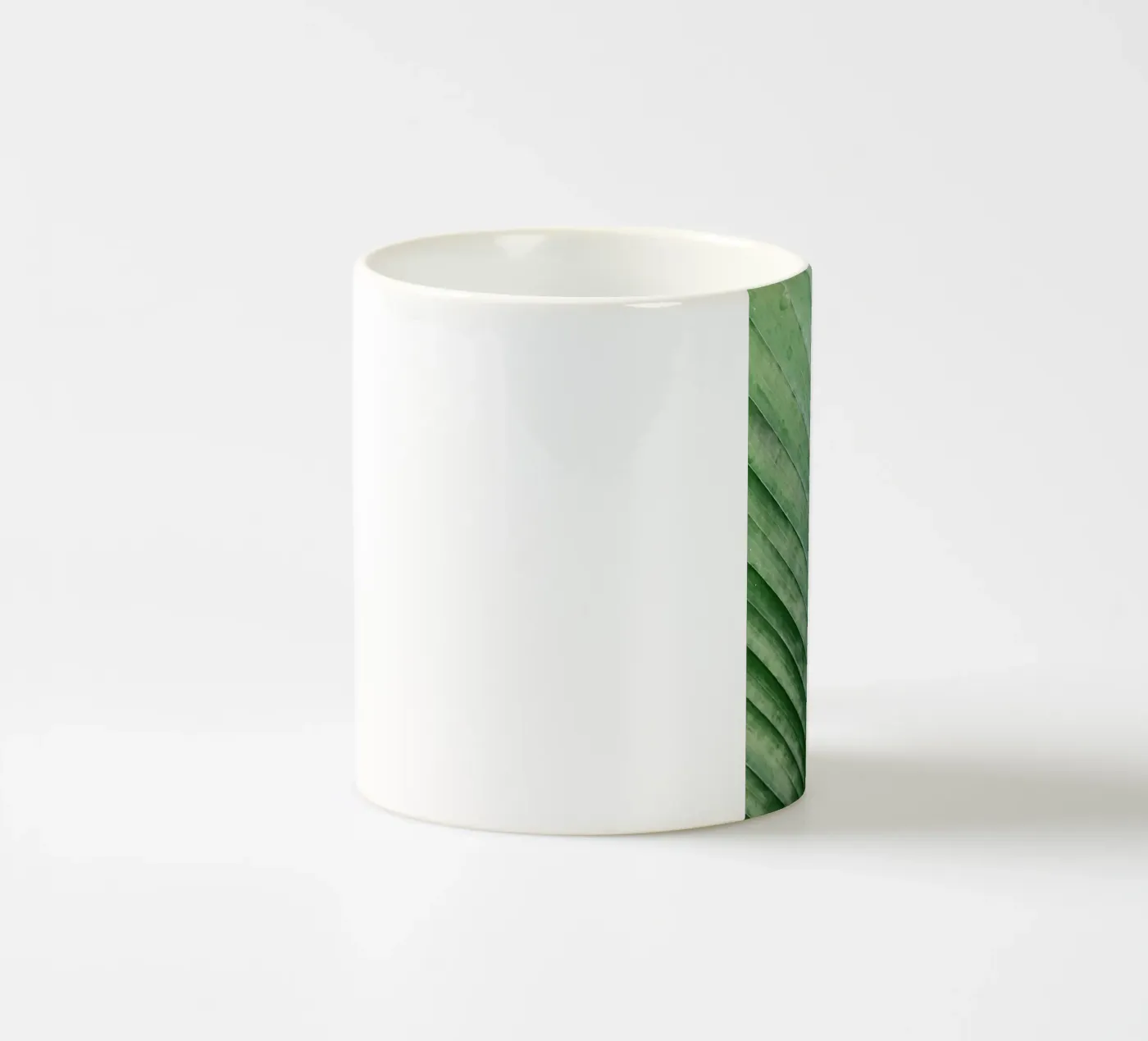 Palm leaf ceramic mug by lesuki