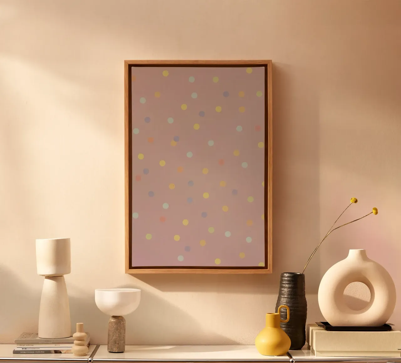 Roze oppervlak met verspreide pastelkleurige cirkels canvas met Baklijst van DesignDoodle