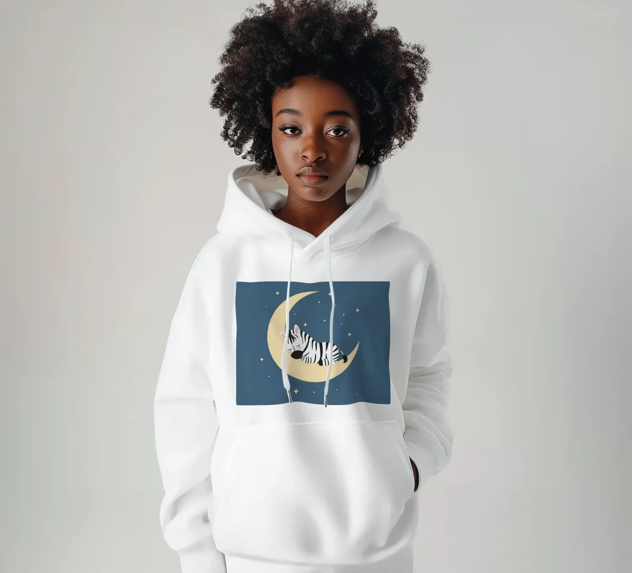 Dormire Zebra carino sulla luna crescente con le stelle felpa con cappuccio da DesignDoodle