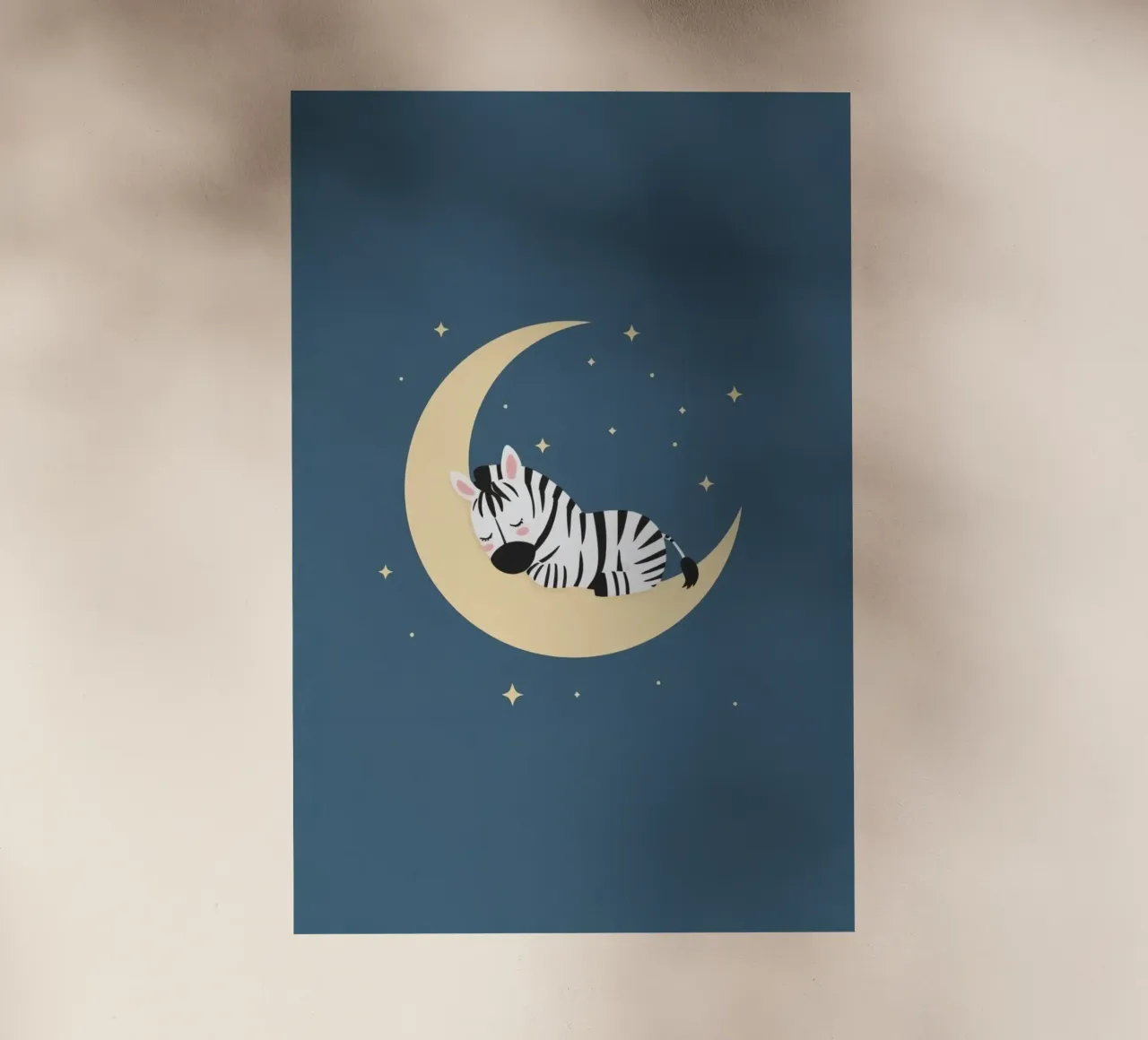 Dormire Zebra carino sulla luna crescente con le stelle pellicola backlit da DesignDoodle