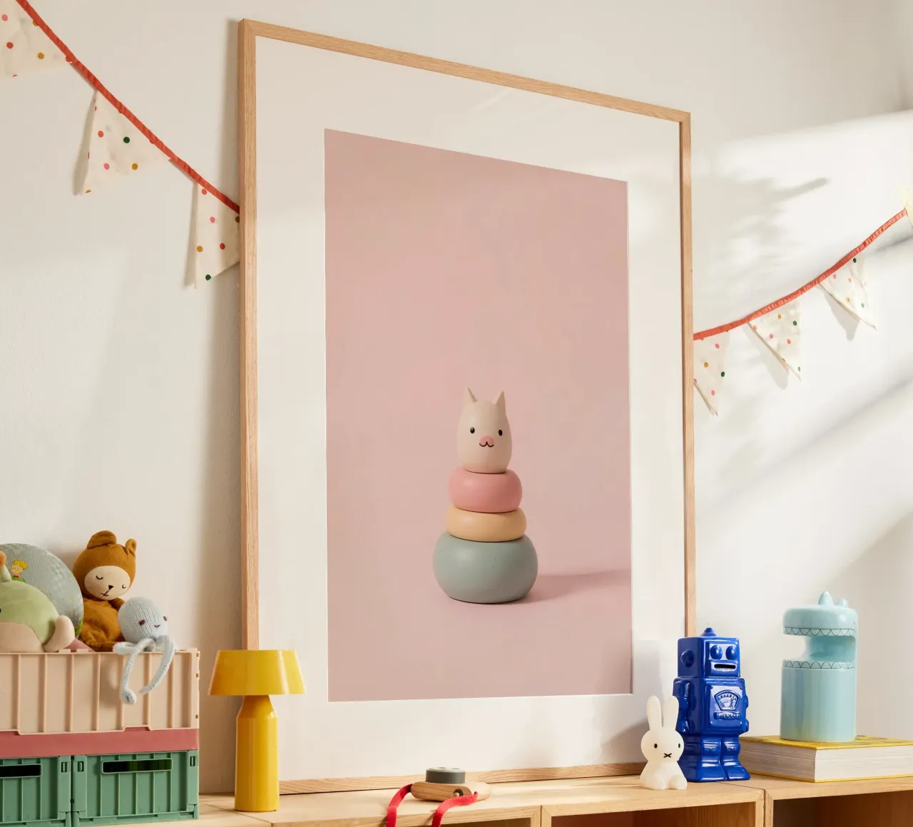 Gatto carino con anello di legno impilato su sfondo rosa poster da DesignDoodle