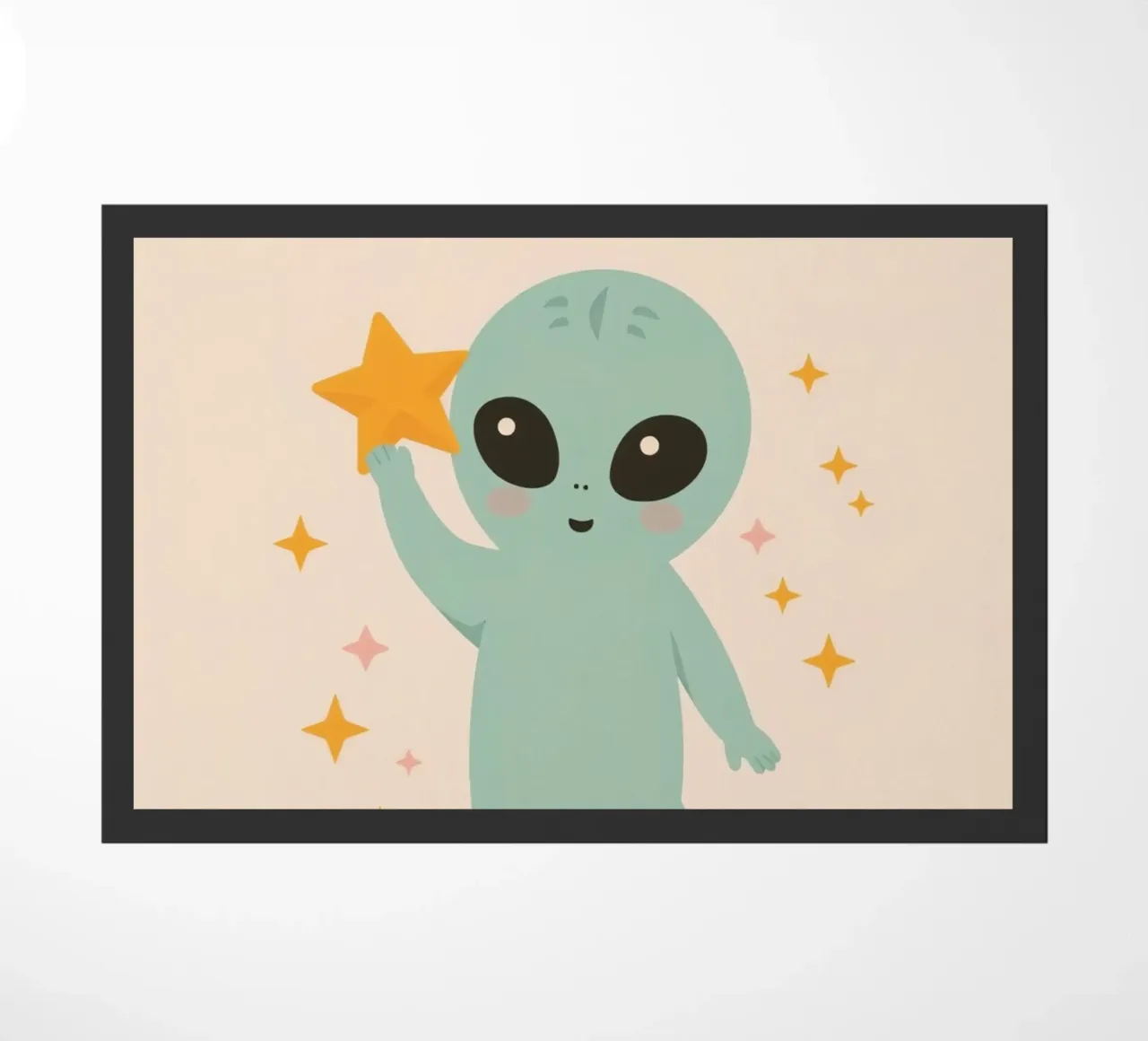 Alien vert mignon tenant une étoile jaune paillasson de DesignDoodle