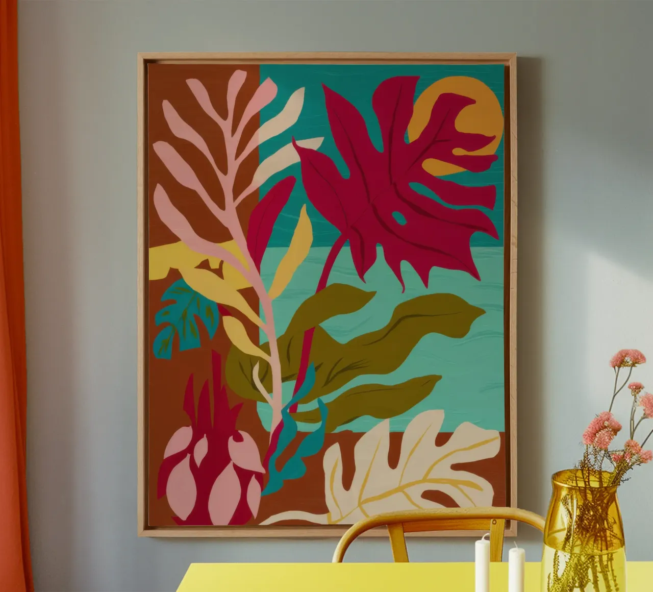 Karmijnrode bladvorm canvas met Baklijst van Sure Paint