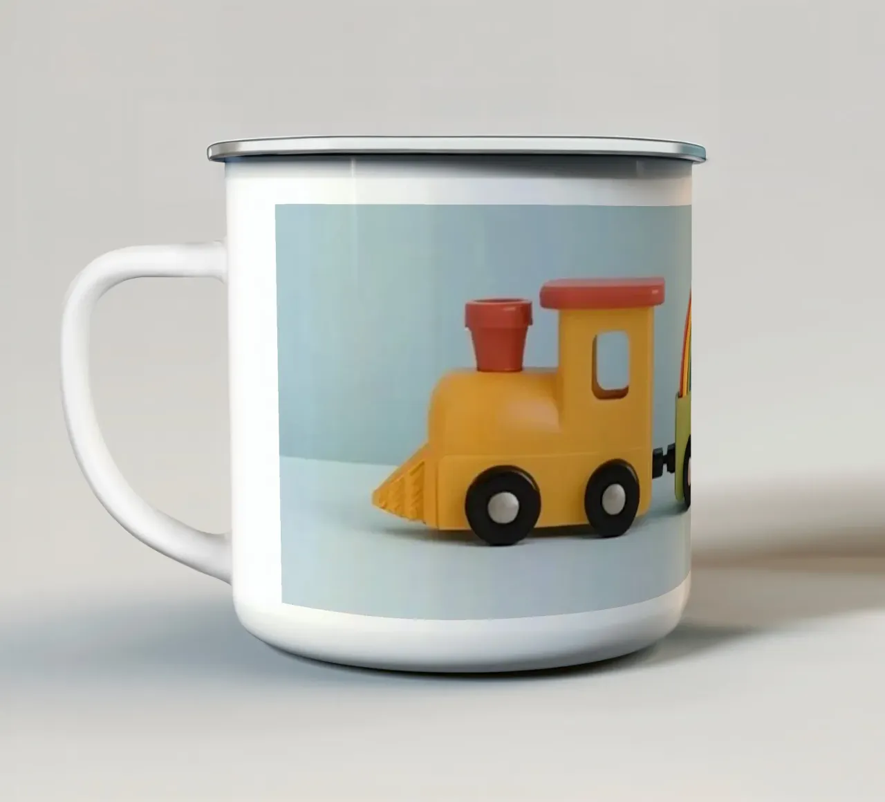 Simpatico trenino giocattolo con archi arcobaleno tazza in smalto da DesignDoodle