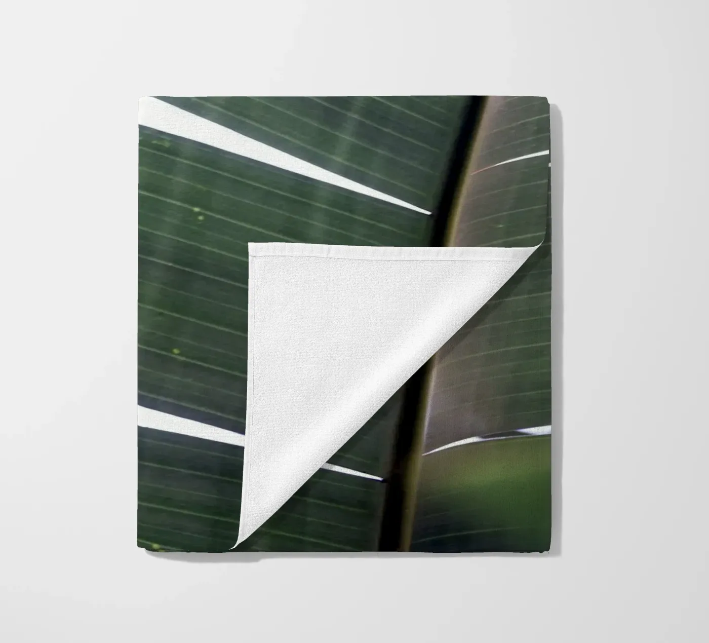 Banana leaf telo mare da Earthly Visions
