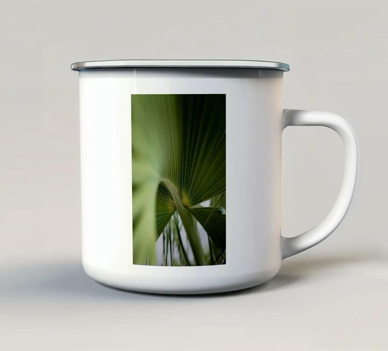 Picciolo della palma tazza in smalto da Earthly Visions