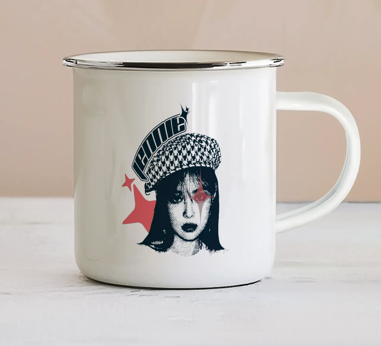 Silhouette volto jennie Y2K tazza in smalto da igoshdesigns