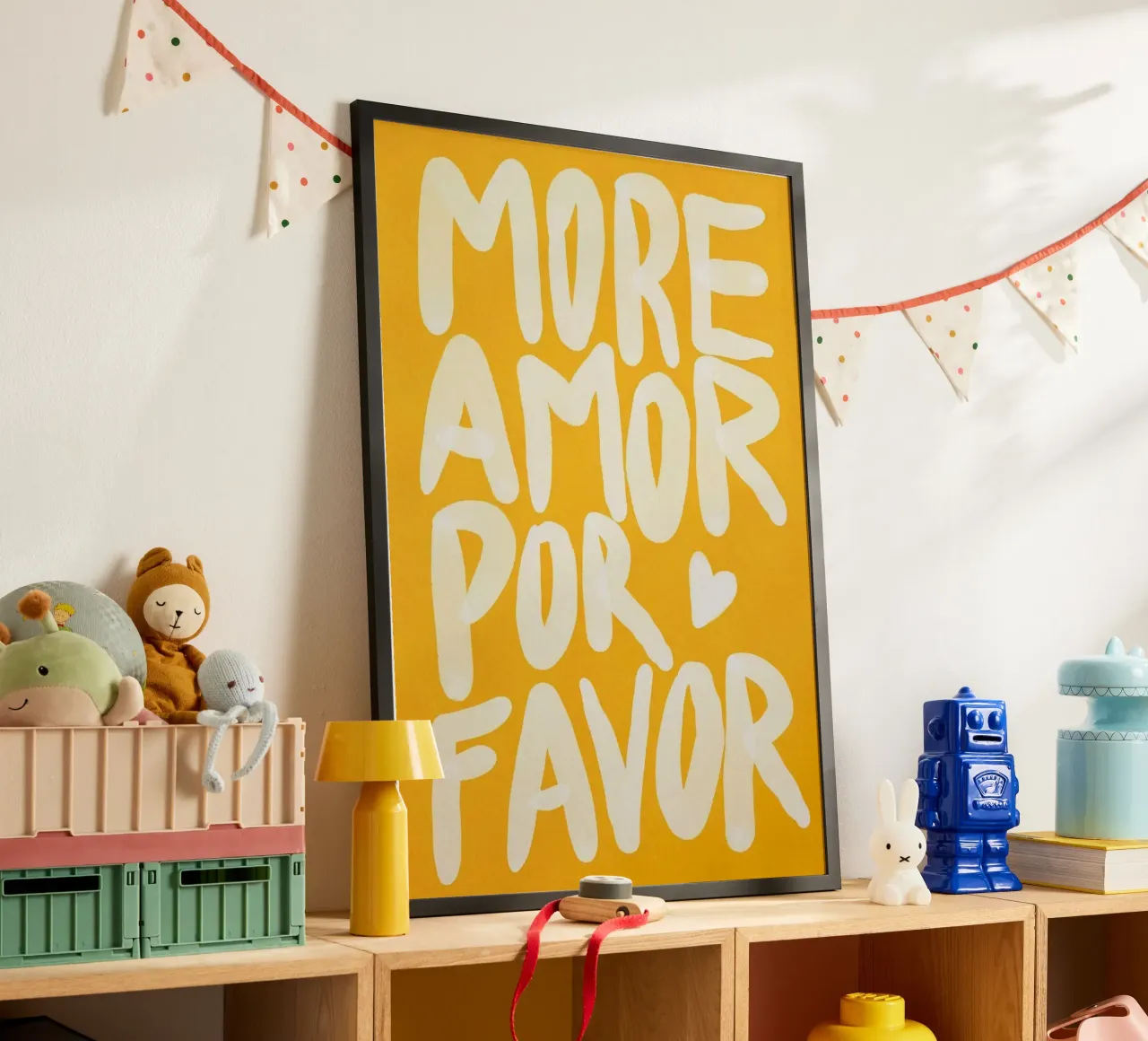 more amor for favor in yellow poster con telaio in legno da firmana