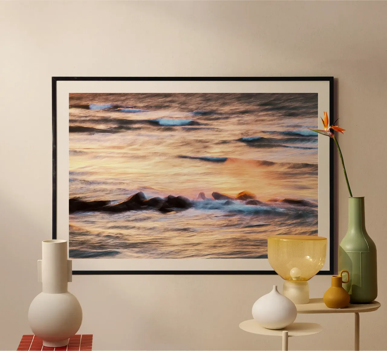 Onde velate in riva al mare - Stampa d'arte poster da jay