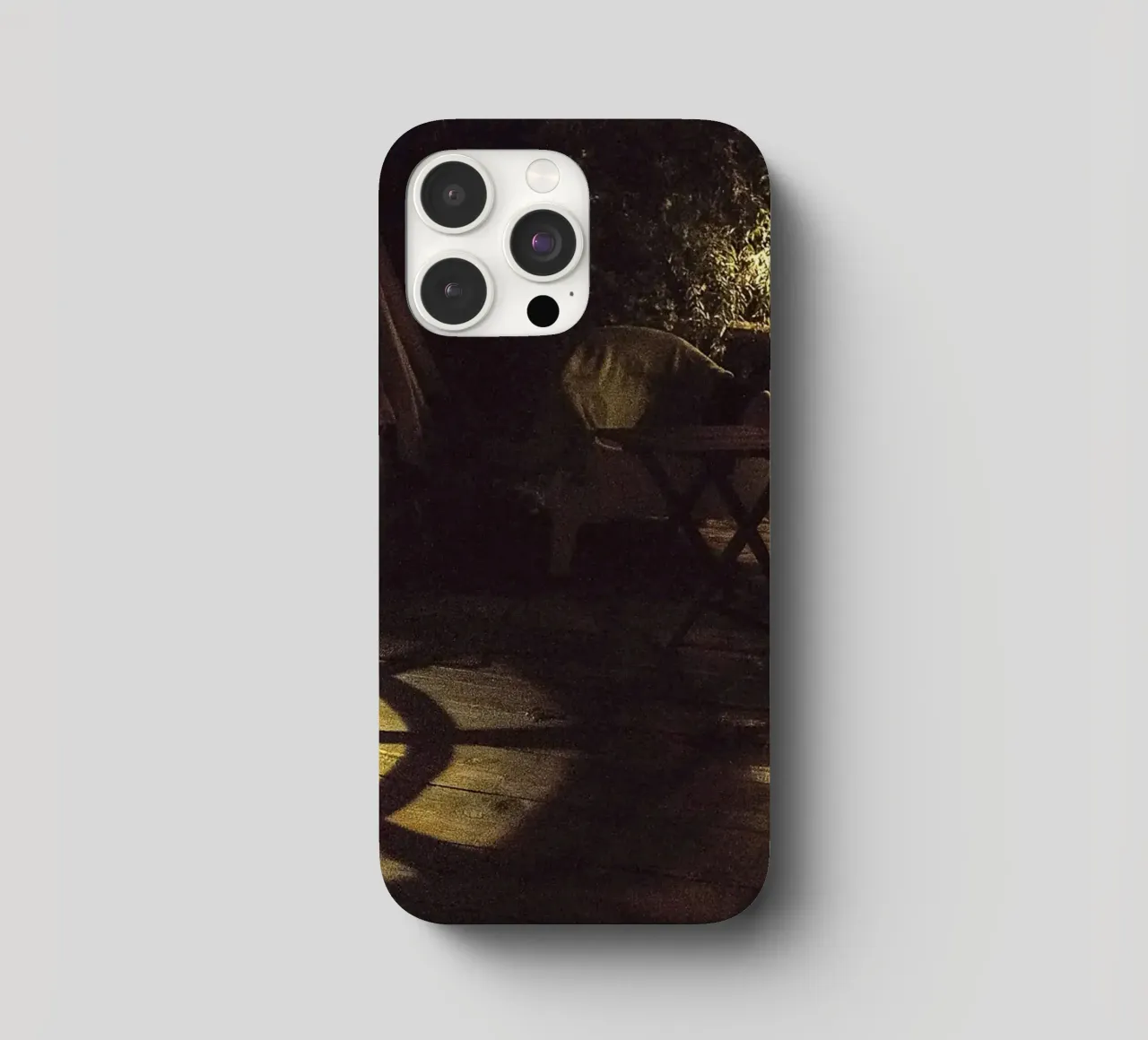 Nachtlicht schaduwen - fine art print iphone hoesje van jay