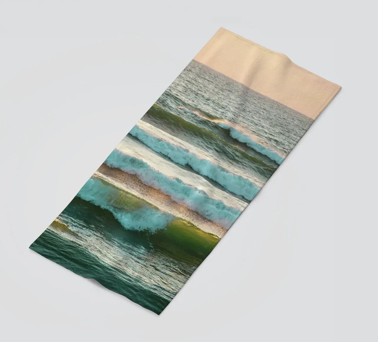 Rolling Waves – Fine Art Print Strandtuch von jay