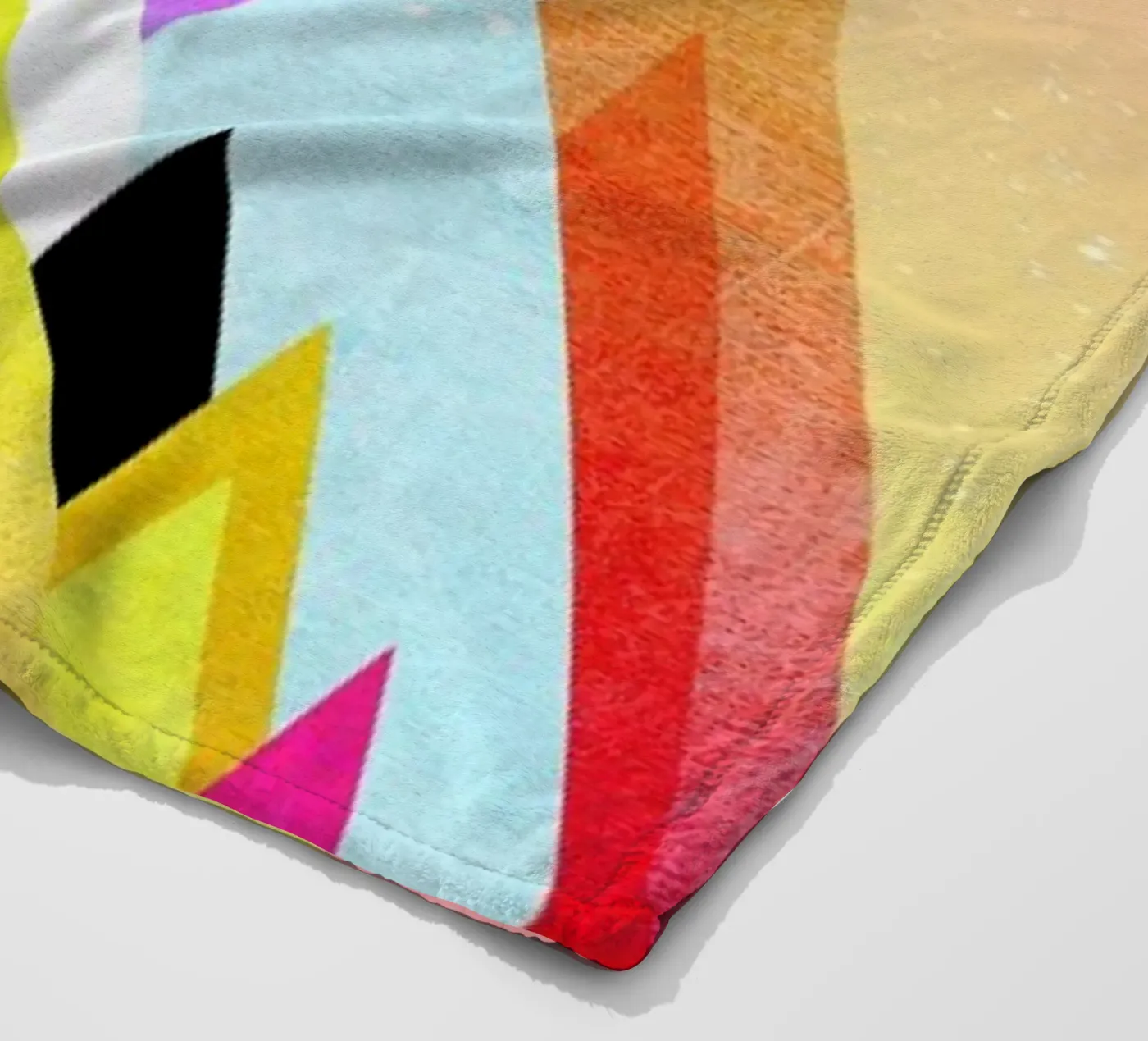 Bubblegum Mountain Fleecedecke von Elisabeth Fredriksson
