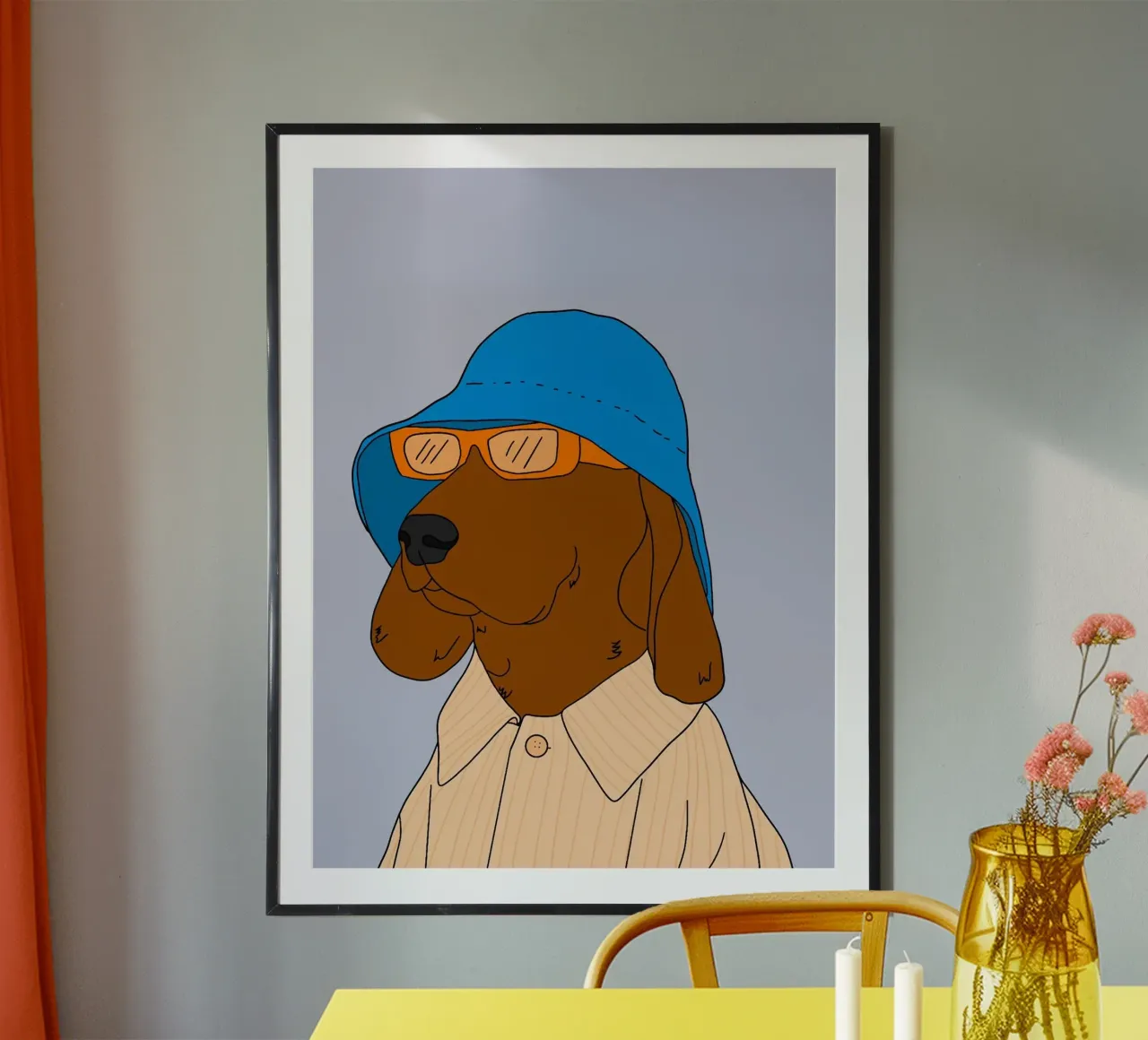 dog cool in blue hat poster con telaio in alluminio da comura