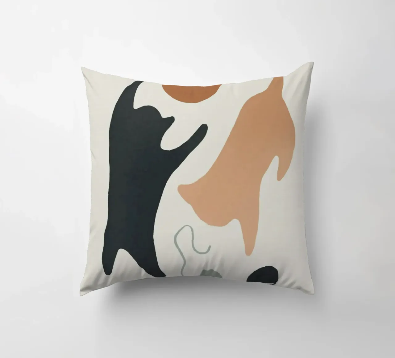 naughty cat play shape cuscino da comura