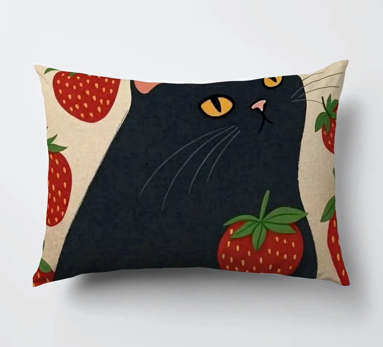 cat with strawberry shape cuscino da comura