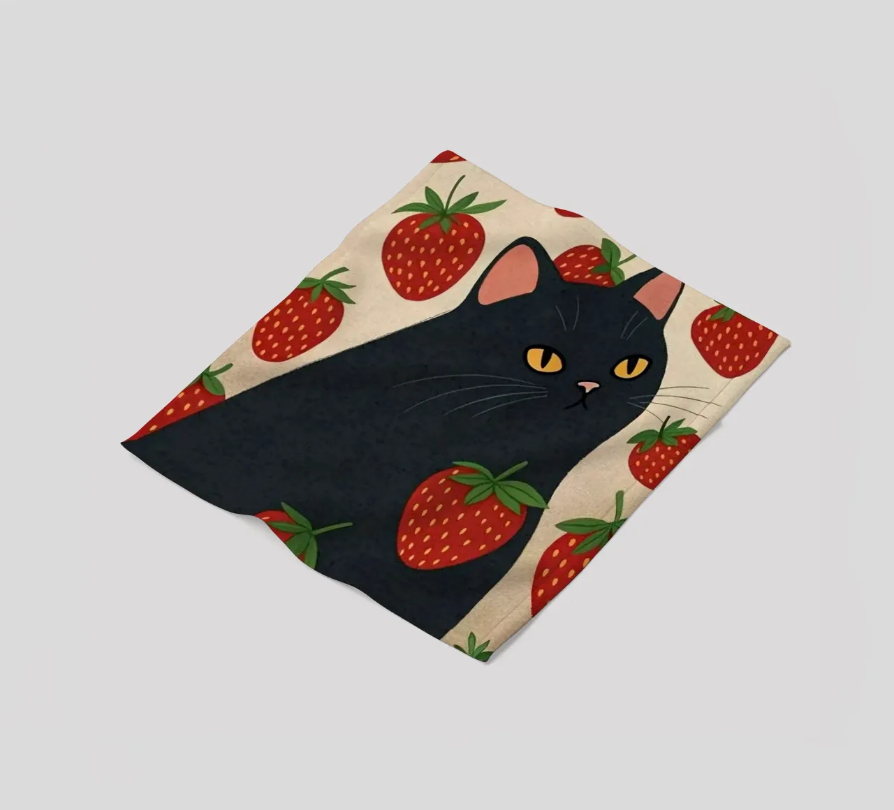 cat with strawberry shape coperta in pile da comura